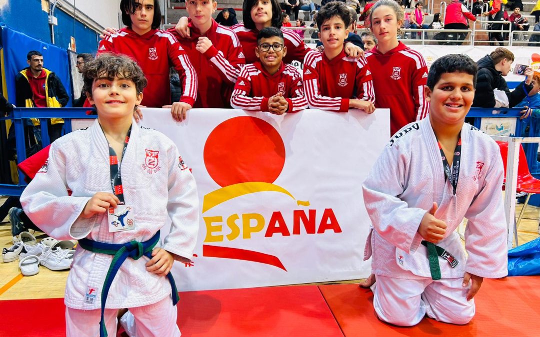 Nicolás Fernández y Saúl Valdés escriben su nombre en la Copa de España Infantil de Getafe