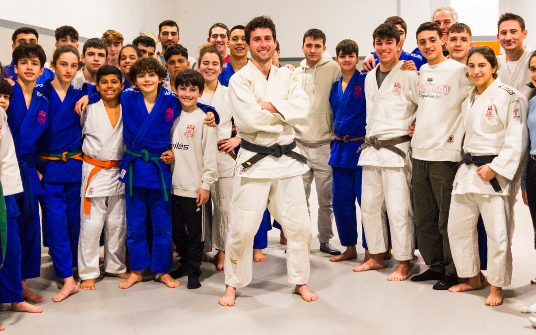 Ricardo García: “Estoy nervioso, pero no presionado porque entrenar en Judo Club Avilés es jugar en casa, con mi gente”
