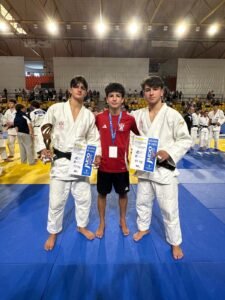 Saúl Fernández, Anxo Regueiro y Nel Suárez al término de la competición.