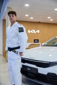 Una de las imágenes en las que se puede ver el logo en la manga del judogi de los deportistas.
